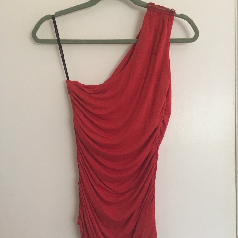 Bebe One-Shoulder Top - Picture 2 of 6